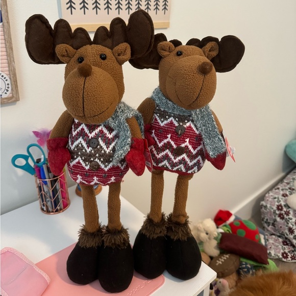 NWT Set of 2 Moose plush - Picture 2 of 8